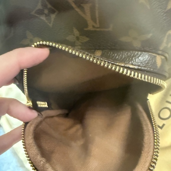 Authentic Louis Vuitton Bosphore Backpack with Monogram Pattern - Picture 9 of 11